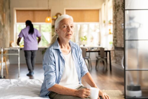 Maintien à domicile : quelles solutions pour bien vieillir chez soi ?